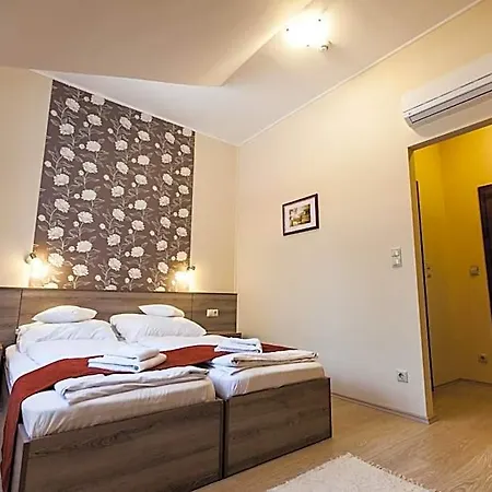 Bed & Breakfast Piroska Csarda Es Panzio