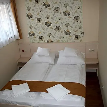 Bed & Breakfast Piroska Csarda Es Panzio 4*