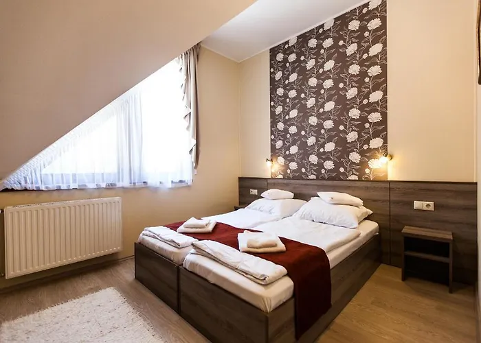 Piroska Csarda Es Panzio 4*